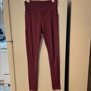 Athleta Exhale Heel Tight Medium‎ Leggings in Maroon Side Pockets Full Length